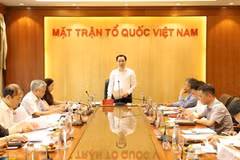 Ông Vũ Văn Tiến, Ủy viên Đoàn Chủ tịch, Trưởng Ban Tuyên giáo Ủy ban Trung ương MTTQ Việt Nam phát biểu tại cuộc làm việc. (Nguồn: mattran)