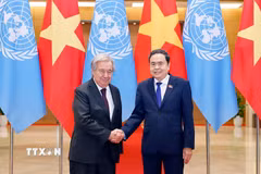 Chủ tịch Quốc hội Trần Thanh Mẫn và Tổng Thư ký Liên hợp quốc António Guterres. (Ảnh: Doãn Tấn/TTXVN)