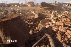 Hiện trường một vụ tấn công tại Sudan. (Ảnh: THX/TTXVN phát)