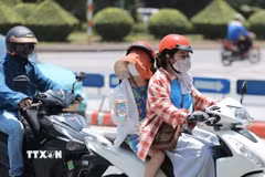 Dự báo Bắc Bộ nắng nóng gay gắt với nhiệt độ cao nhất phổ biến từ 34-37 độ C, có nơi trên 37 độ C. (Ảnh minh họa: Minh Quyết/TTXVN)