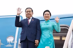 Chủ tịch Quốc hội Trần Thanh Mẫn và Phu nhân rời thủ đô Seoul, kết thúc tốt đẹp chuyến thăm chính thức Hàn Quốc. (Ảnh: Doãn Tấn/TTXVN)