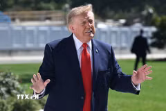 Tổng thống Mỹ Donald Trump phát biểu tại Nhà Trắng, ngày 1/10/2026. (Ảnh: AA/TTXVN phát)