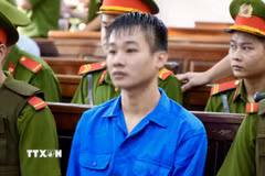 Bị cáo Nguyễn Đức Anh tại phiên tòa. (Ảnh: Lê Xuân/TTXVN)