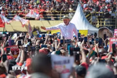 Tổng thống Brazil Luiz Inacio Lula da Silva vận động tranh cử tại Sao Bernardo do Campo, ngày 16/8/2026. (Ảnh: THX/TTXVN phát)