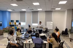 Mô hình “Lớp học số” được tổ chức giới thiệu tại Trường Đại học Việt Đức diễn ra hồi tháng 1/2026. (Ảnh minh họa: Huyền Trang/TTXVN)