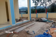 Trường tiểu học xã biên giới vẫn đang dang dở. (Ảnh minh họa: Nguyễn Nam/TTXVN)