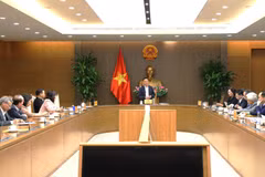Phó Thủ tướng Hồ Đức Phớc chủ trì cuộc họp Hội đồng tư vấn chính sách tiền tệ. (Nguồn: Báo Chính phủ)