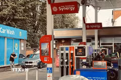 Một trạm xăng Esso ở Tây London. (Ảnh: Hương Giang/TTXVN)