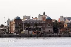 Trụ sở Ngân hàng trung ương Libya tại Tripoli. (Ảnh: Getty Images/TTXVN)