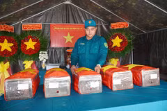 Hiện các lực lượng chức năng tiếp tục mở rộng phạm vi tìm kiếm hài cốt các liệt sĩ còn lại và tiến hành các bước xác minh, giám định cần thiết để làm rõ thông tin, danh tính các liệt sĩ. (Ảnh: PV/Vietnam+)