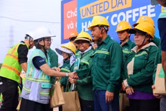 Bà Đinh Thị Hồng Thắm, Giám đốc Quản trị Đối ngoại Coteccons.