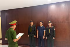 Đối tượng Trần Trung Du tại Cơ quan Công an Thành phố Hồ Chí Minh. (Ảnh: CA Thành phố Hồ Chí Minh cung cấp)