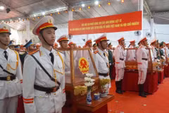 Sau hơn nửa thế kỷ, 731 hài cốt liệt sĩ trở về trong vòng tay Nhân dân