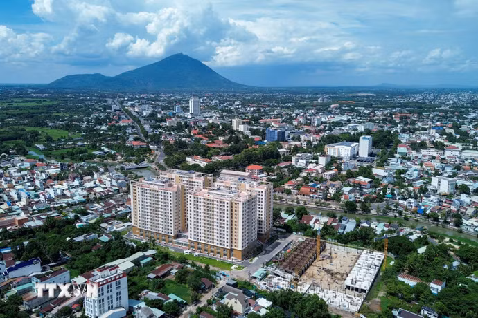 Tây Ninh đẩy mạnh phát triển nhà ở xã hội và nhà ở cho thuê, góp phần đáp ứng nhu cầu an cư của người dân, công nhân và người lao động trên địa bàn. (Ảnh: Giang Phương/TTXVN)