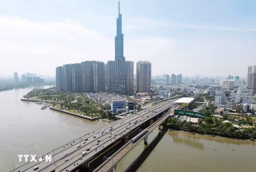 ttxvn-metro-ben-thanh-suoi-tien.jpg