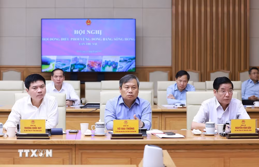 ttxvn-thu-tuong-hoi-nghi-hoi-dong-vung-dong-bang-song-hong-8.jpg