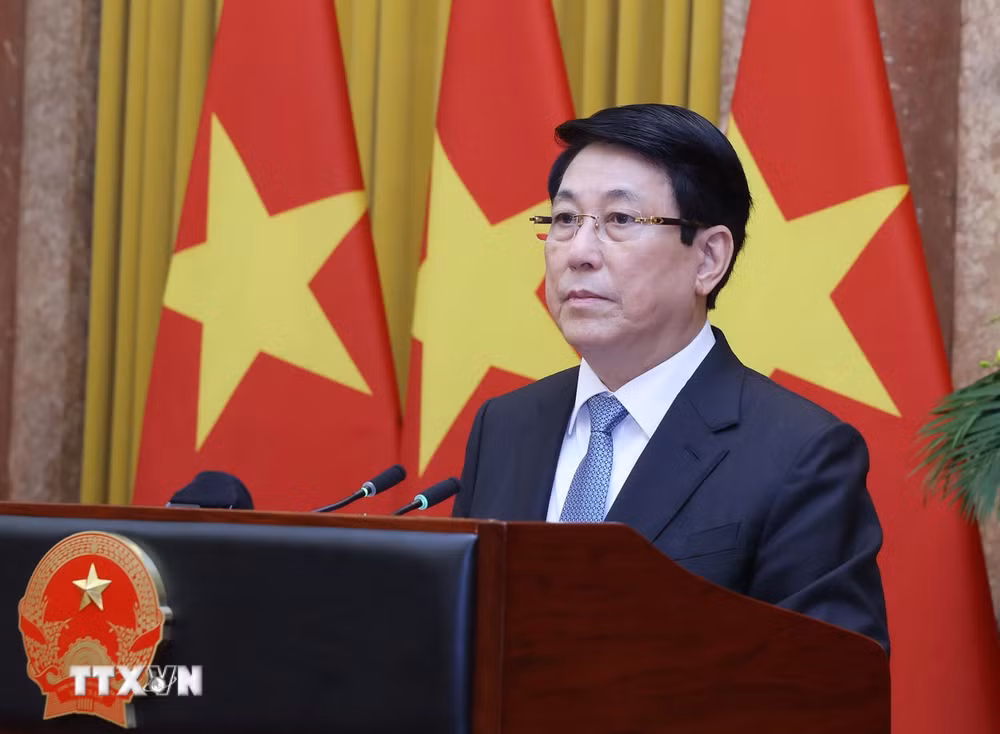 ttxvn-chu-tich-nuoc-tiep-10-dai-su-trinh-quoc-thu-11.jpg