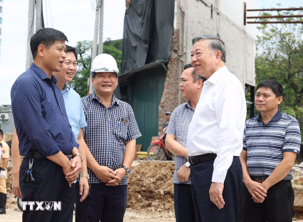 ttxvn-tong-bi-thu-chu-tich-nuoc-kiem-tra-thuc-dia-mot-so-du-an-trong-diem-4.jpg