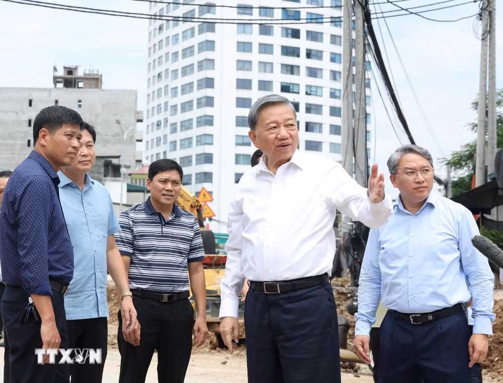 ttxvn-tong-bi-thu-chu-tich-nuoc-kiem-tra-thuc-dia-mot-so-du-an-trong-diem-3.jpg
