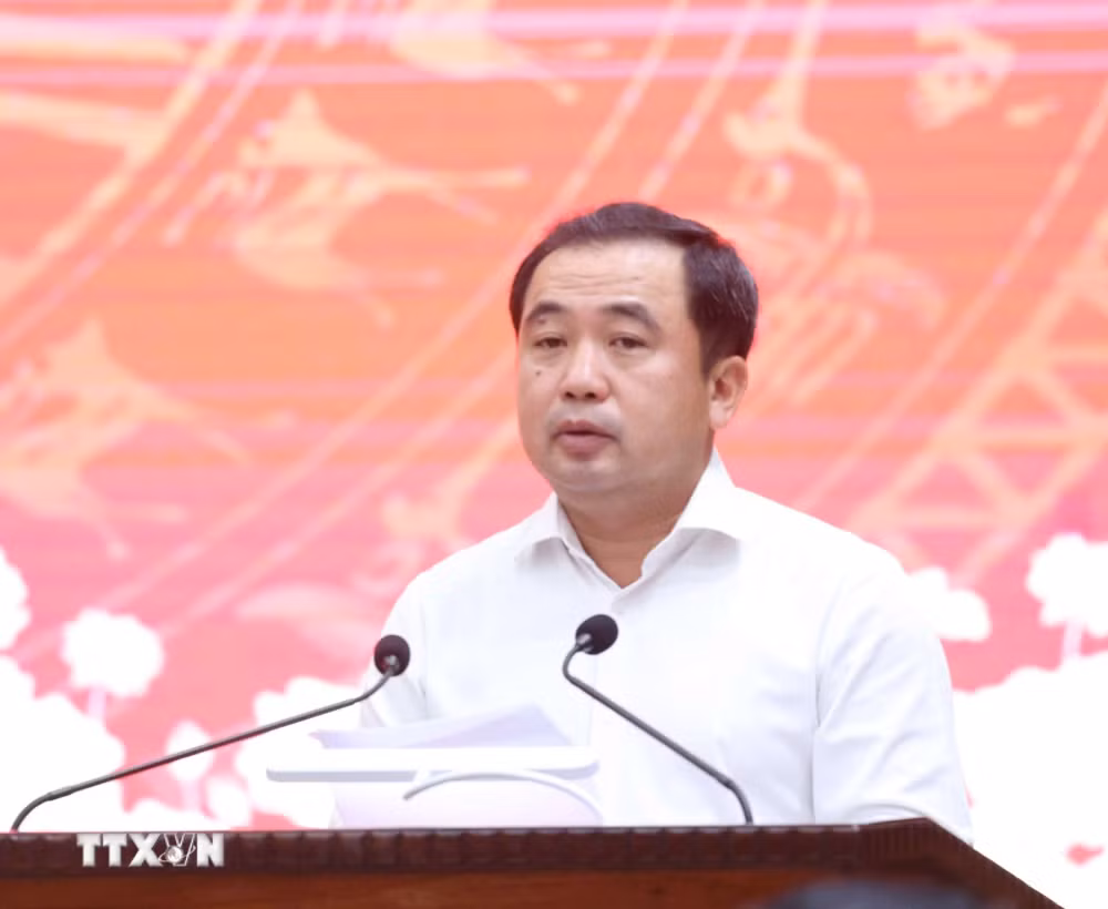 ttxvn-tong-bi-thu-chu-tich-nuoc-chu-tri-hoi-nghi-thong-qua-du-thao-ket-qua-kiem-tra-giam-sat-dot-3-doi-voi-ban-thuong-vu-thanh-uy-ha-noi-10.jpg