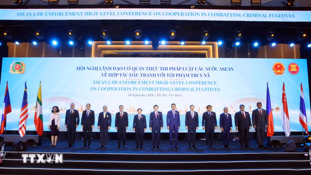 ttxvn_hoi-nghi-lanh-dao-co-quan-thuc-thi-phap-luat-cac-nuoc-asean-ve-hop-tac-dau-tranh-voi-toi-pham-truy-na-3.jpg