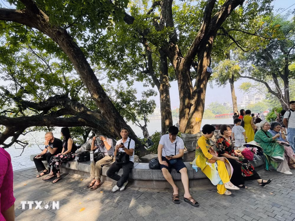 ttxvn_mua-thu-ha-noi-2.jpg