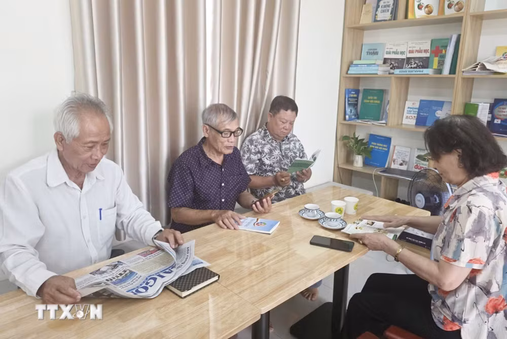 ttxvn_cham-soc-nguoi-cao-tuoi-thanh-pho-ho-chi-minh-5501.jpg