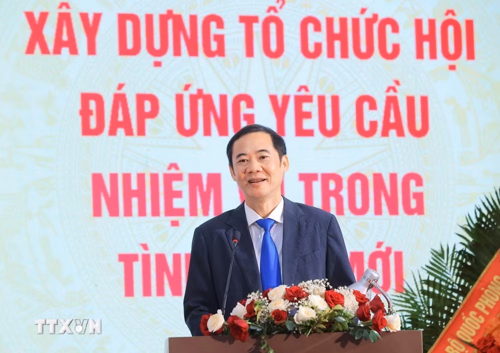 ttxvn_dai-hoi-dai-bieu-toan-quoc-hoi-nan-nhan-chat-doc-da-camdioxin-viet-nam-lan-thu-vi-1.jpg