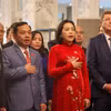 Phó Chủ tịch Quốc hội Nguyễn Thị Thanh cùng các đại biểu tham dự buổi lễ. (Ảnh: Anh Hiển/TTXVN)