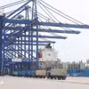 Hoạt động xuất nhập khẩu tại cảng Dương Phố, Hải Nam (Trung Quốc). (Ảnh: Công Tuyên/TTXVN)