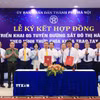 Lễ ký kết hợp đồng chìa khóa trao tay giữa Ban Quản lý đường sắt đô thị Hà Nội và Liên danh Vinhomes – SGC. (Ảnh: TTXVN phát)