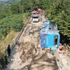 Vụ tai nạn khiến 3 người tử vong tại chỗ, 5 người bị thương nặng được đưa đi cấp cứu và nhiều hành khách khác bị thương nhẹ. (Ảnh: Đinh Thùy/TTXVN)