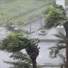 Gió mạnh kèm theo mưa do ảnh hưởng của bão Khanun tại Okinawa, Nhật Bản. (Ảnh tư liệu: Kyodo/TTXVN)