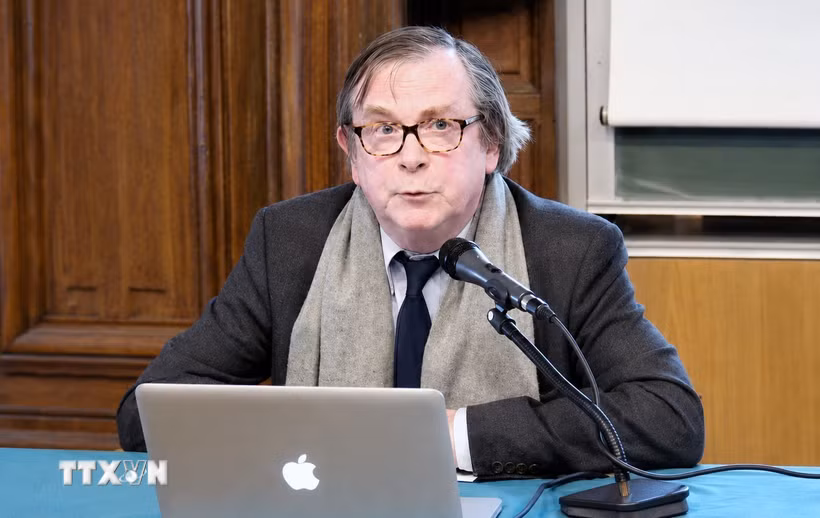 Giáo sư Hugues Tertrais, Giáo sư danh dự Đại học Paris 1 Panthéon-Sorbonne, nguyên Giám đốc Trung tâm Lịch sử châu Á đương đại (CHAC) chuyên nghiên cứu Việt Nam, Đông Nam Á và khu vực châu Á -Thái Bình Dương. (Ảnh: TTXVN phát)
