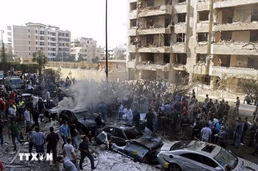Hiện trường vụ tấn công tại Syria. (Ảnh: IRNA/TTXVN)\