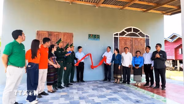 Gắn kết tình hữu nghị Việt Nam-Lào, chăm lo đời sống người dân khu vực biên giới