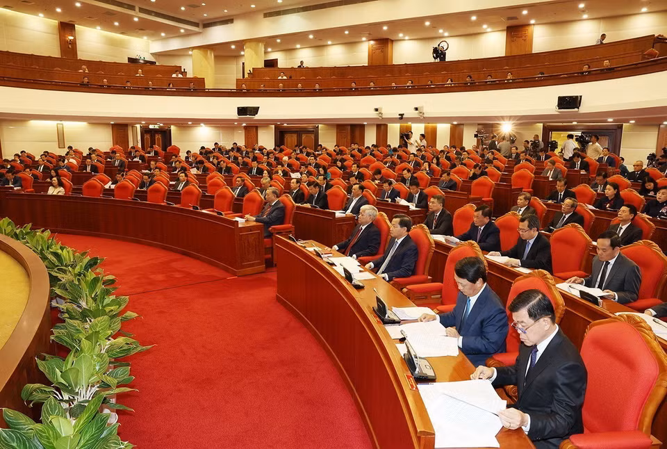 Các đồng chí lãnh đạo Đảng, Nhà nước và đại biểu dự Hội nghị Trung ương lần thứ chín, khóa XIII. (Ảnh: Trí Dũng/TTXVN)