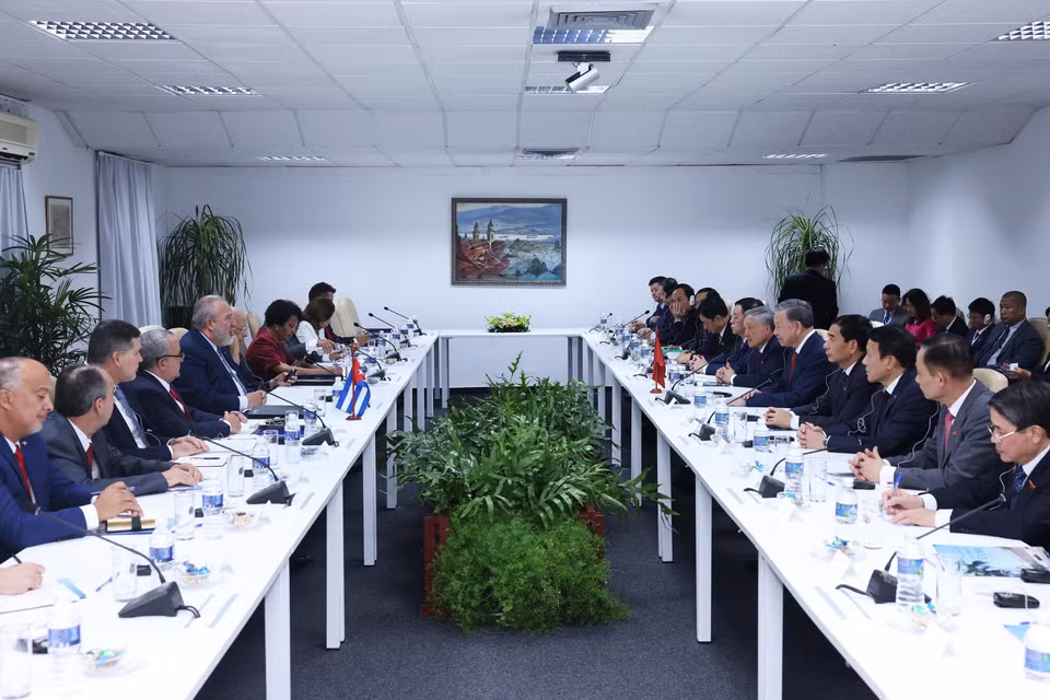 Tổng Bí thư, Chủ tịch nước Tô Lâm hội kiến Thủ tướng Cuba Manuel Marrero Cruz. (Ảnh: Lâm Khánh/TTXVN)