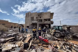 Đống đổ nát sau một vụ nổ tại Al-Nayrab, tỉnh Idlib (Syria) ngày 20/2/2025. (Ảnh: THX/TTXVN)