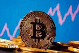 Hình ảnh minh họa đồng tiền điện tử Bitcoin. (Ảnh: Reuters/TTXVN)