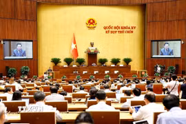 Quốc hội họp phiên toàn thể tại hội trường. (Ảnh: Doãn Tấn/TTXVN)