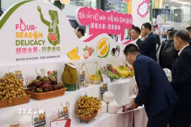 Hoa quả Việt Nam được trưng bày tại Lễ hội trái cây Việt Nam ở Bắc Kinh từ ngày 29-30/9/2024. (Ảnh: Công Tuyên/TTXVN)