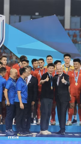 Đội tuyển Việt Nam bảo vệ thành công ngôi vô địch ASEAN Cup. (Ảnh: Minh Quyết/TTXVN)