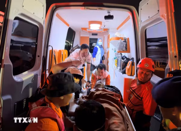 Indonesia: Phát hiện thêm 3 thi thể trong vụ lật tàu Virgo Transport 8