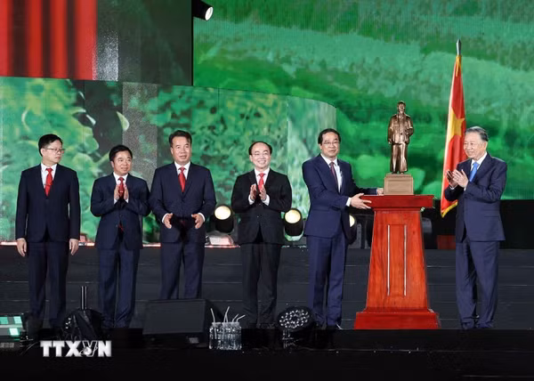 Tổng Bí thư, Chủ tịch nước Tô Lâm: Thái Nguyên cần phấn đấu là địa phương có hạ tầng đồng bộ, quản trị hiện đại