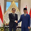 Ủy viên Bộ Chính trị, Bộ trưởng Ngoại giao Lê Hoài Trung (trái) và Bộ trưởng Ngoại giao Indonesia Sugiono tại toà nhà Pencasila, Bộ Ngoại giao Indonesia. (Ảnh: Đỗ Quyên/TTXVN)