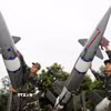 Bảo quản vũ khí ở đại đội hỏa lực tên lửa C 125M - Tiểu đoàn tên lửa 116 (Sư đoàn 367). (Ảnh: Trọng Đức/TTXVN)