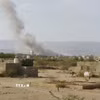 Khói bốc lên sau một cuộc không kích tại tỉnh Al-Jawf, Yemen. (Ảnh: THX/TTXVN phát)
