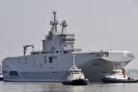 Báo Nga: Pháp đề xuất hủy hợp đồng giao tàu chiến Mistral