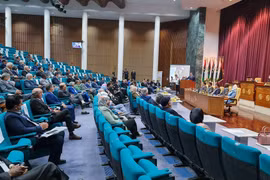 Toàn cảnh một phiên họp Quốc hội Libya tại Sirte. (Ảnh: AFP/TTXVN)